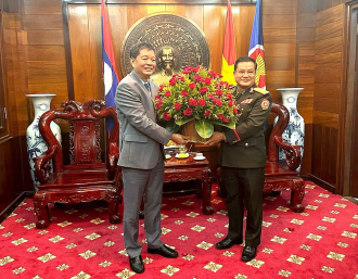  Luang Prabang Military Command Extends Greetings on Vietnam’s National Day